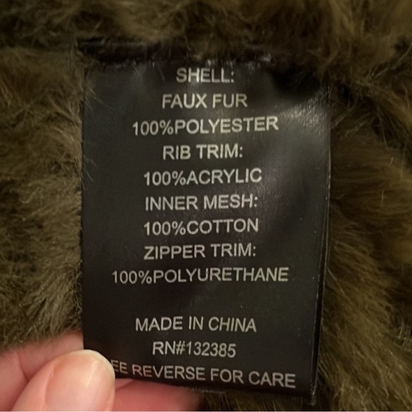 Love Token Faux Fir army Green Bomber Jacket Size M - Picture 6 of 7